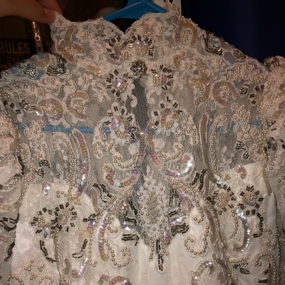 1993 Eve of Milady Wedding Dress - Picture 6 of 10